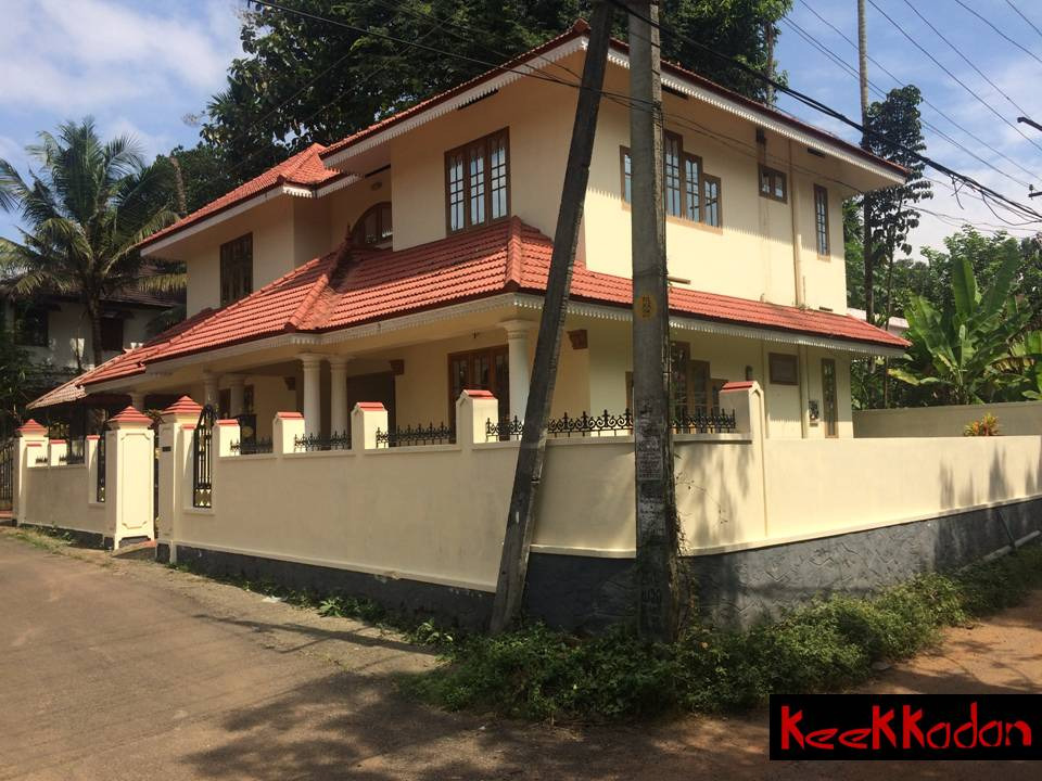 8.5 C, 2,000 SF, 3 BHK House For Sale, Thiruvalla ApartmentsHouses